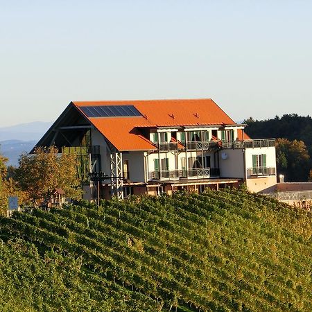 Zweytick Gaestezimmer Weingut Ratsch an der Weinstraße Esterno foto